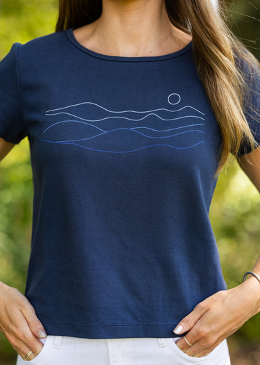 Women's MTN Sunset Graphic Classic Interlock Tee
